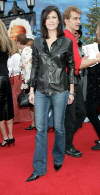 Wendy Crewson at the premiere of "The Santa Claus 2."