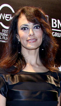 Maria Grazia Cucinotta at the Gala Telethon during the 5th International Rome Film Festival.