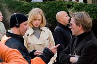 Director Oliver Hirschbiegel, Nicole Kidman and Daniel Craig on the set of "The Invasion."