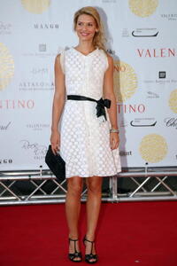 Claire Danes the Ara Pacis for Valentino's Exhibition opening in Rome.