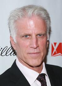 Ted Danson at the premiere of "Damages".