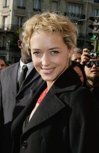 Helene de Fougerolles at the Giorgio Armani Prive Fall / Winter 2007-08 Haute Couture collection show.