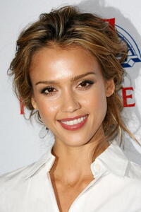 Jessica Alba at the seventh annual El Sueno De Esperanza Gala in L.A.
