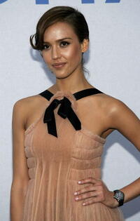 Jessica Alba at the 2007/8 Chanel Cruise Show in California.