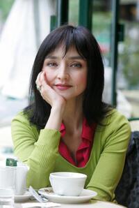 Maria de Medeiros at the Montparnasse Select cafe.