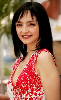 Maria de Medeiros at the Feature Films Jury photocall during the 60th International Cannes Film Festival.