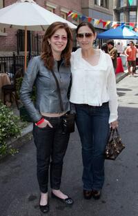 Dana Delaney and Ricki Lake at the 6th Annual Project A.L.S. Benefit.