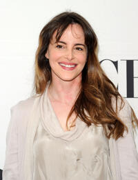 Maria Dizzia at the 2010 Tony Awards Meet the Nominees Press Reception.