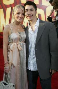 Kaitlin Doubleday and Justin Long at the 2005 MTV Movie Awards.
