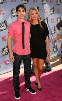 Justin Long and Kaitlin Doubleday at the 2007 MTV Movie Awards.