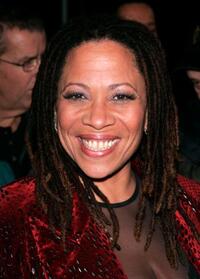 Denise Dowse at the 31st Annual People's Choice Awards.