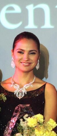 Lara Dutta at the launch of a special collection of jewellery "Glitterati."