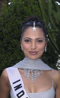 Lara Dutta at the evening event of the 2000 Miss Universe pagean.