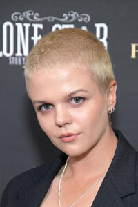 Mackenzie Lansing at the Los Angeles premiere of "On Fire".