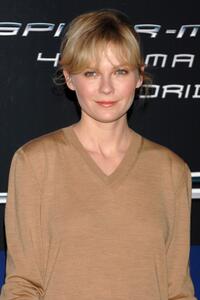 Kirsten Dunst at the photocall for ''Spider-Man 3'' at the Hotel Santo Mauro in Madrid, Spain.