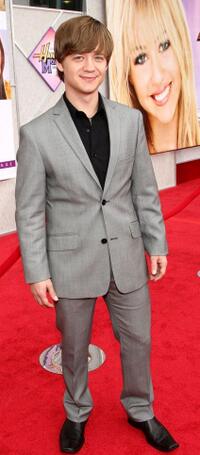 Jason Earles at the premiere of "Hannah Montana: The Movie."
