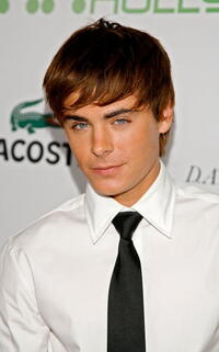 Zac Efron Hollywood Life Magazine's 9th annual Young Hollywood Awards in L.A.