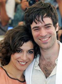 Lubna Azabal and Romain Duris at the photocall of "Exils."
