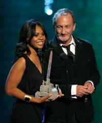 Robert Englund and Regina Hall at the Fuse Fangoria Chainsaw Awards.