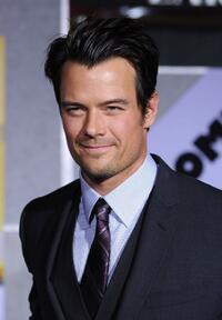Josh Duhamel at the California premiere of "When in Rome."