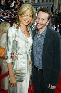 Jenna Elfman and Bodhi Elfman at the world premiere of "Collateral."