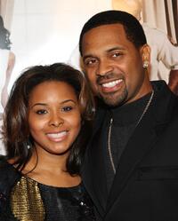 Mike Epps and his guest at the premiere of "Welcome Home Roscoe Jenkins."