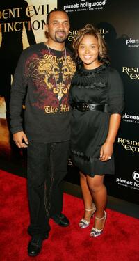 Mike Epps and his wife Mechelle at the premiere of "Resident Evil: Extinction."