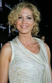 Jenna Elfman at the Rodeo Drive walk of style awards ceremony.