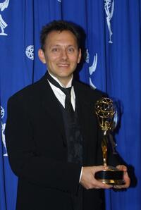 Michael Emerson at the 2001 Primetime Creative Arts Emmy Awards.