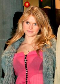 Alice Eve at the UK premiere of "Stoned."