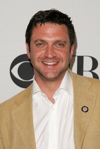 Raul Esparza at the 2007 Tony Awards nominees press reception.
