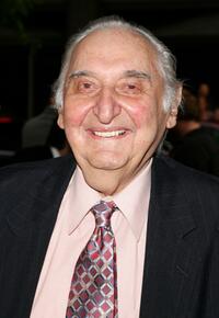 Fyvush Finkel at the premiere of "I Now Pronounce You Chuck And Larry."