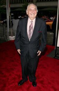 Fyvush Finkel at the premiere of "I Now Pronounce You Chuck And Larry."