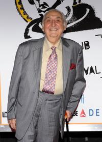 Fyvush Finkel at the premiere of "A Serious Man."
