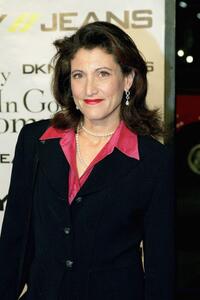 Amy Aquino at the premiere of "In Good Company."