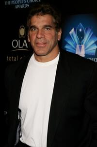 Lou Ferrigno at the 32nd Annual People's Choice Awards.