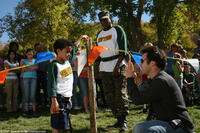 Spencir Bridges, Richard Gant and director Fred Savage on the set of "Daddy Day Camp."