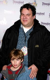 Jeff Garlin at the opening of "Snow White - An Enchanting New Musical."