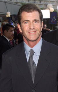 Mel Gibson at "The Patriot" premiere.