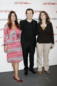 Domitilla Calamai, Stefano Accorsi and Julie Gavras at the photocall of "La Faute a Fidel" during the Rome Film Festival.