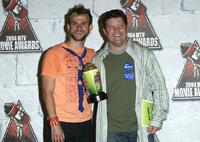 Sean Astin and Dominic Monaghan at the 2004 MTV Movie Awards.
