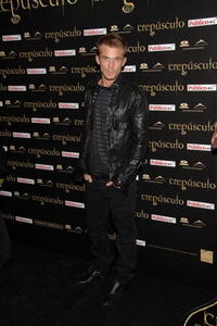 Cam Gigandet at the premiere of "Crepusculo."