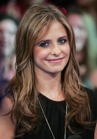 Sarah Michelle Gellar at the MTV's Total Request Live.