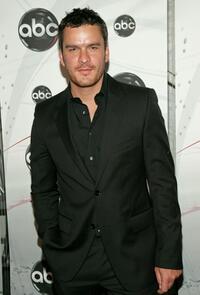 Balthazar Getty at the Upfront Party hosted by Entertainment Weekly and Vavoom.