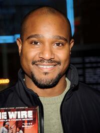 Seth Gilliam at the DVD signing of "The Wire."
