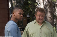 Cuba Gooding, Jr. and Paul Rae in "Daddy Day Camp."