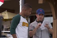 Cuba Gooding, Jr. and director Fred Savage on the set of "Daddy Day Camp."