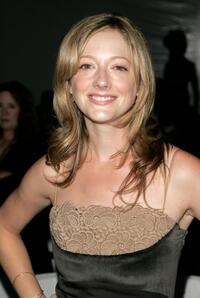 Judy Greer at the Chaiken Spring 2007 fashion show during the Olympus Fashion Week.