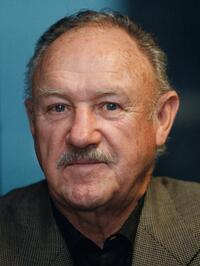 Gene Hackman at the signing copies of his first novel Perdido Star at the Borders book store in Chicago.