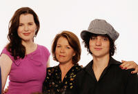 Geena Davis, Sarah Woods and Sebastian Gregory at the portrait session of Tribeca Film Festival 2009 in New York.